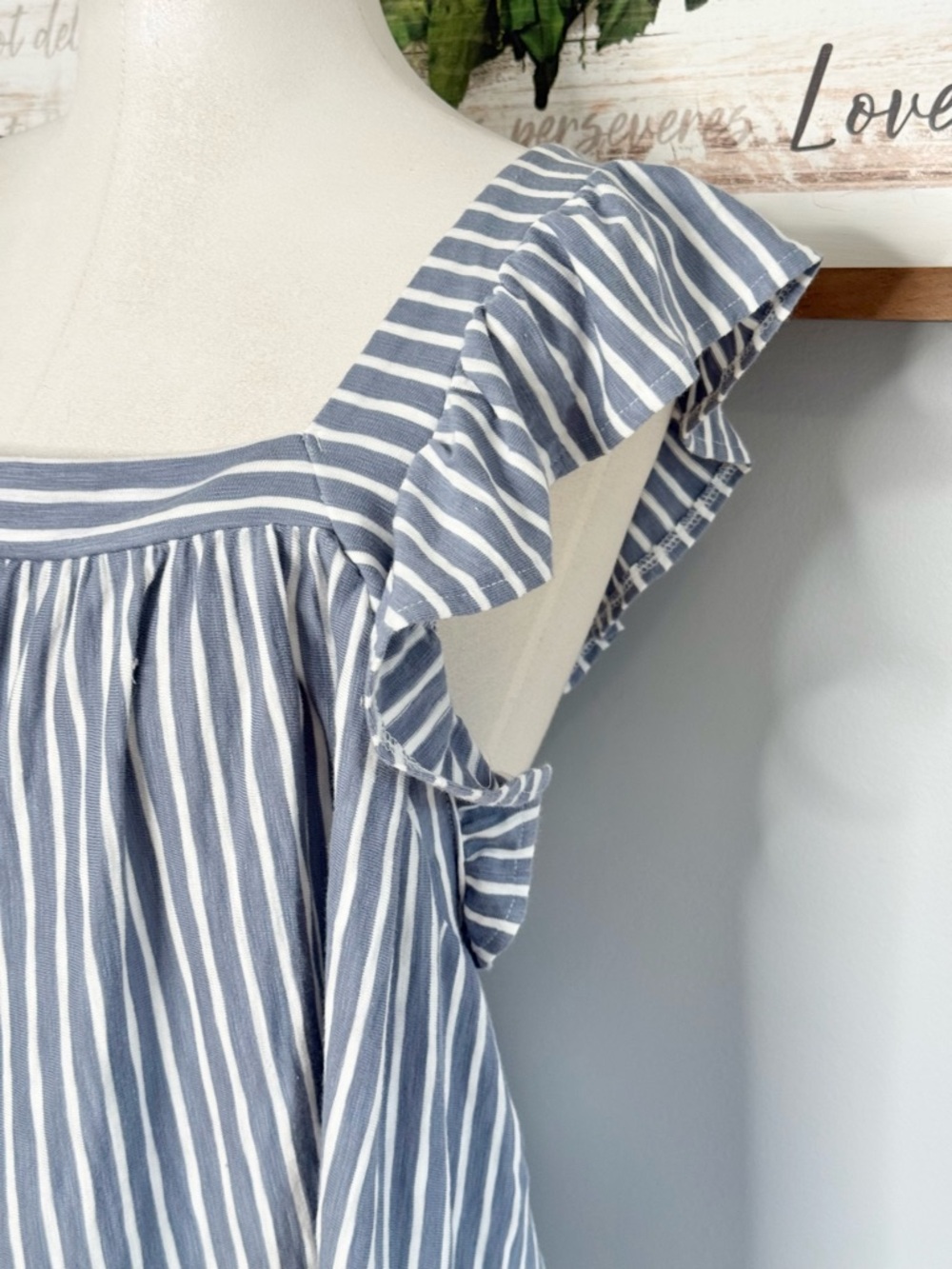 2x , 3x. LC Lauren Conrad Blue and White Striped Ruffle Sleeve Tank - Picture 5 of 10